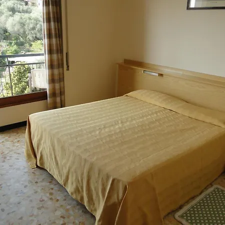 Hotel apartamentowy La Carruba Diano Marina