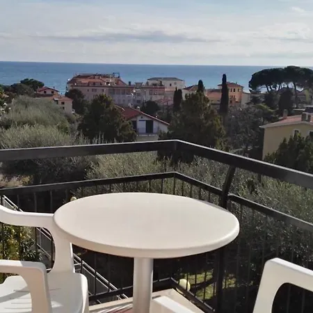 La Carruba Hotel apartamentowy Diano Marina