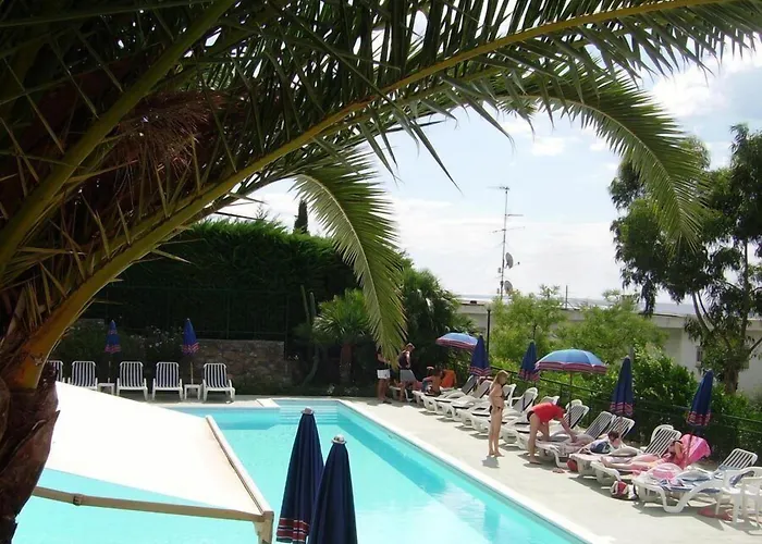 La Carruba Apartmanhotel 3*