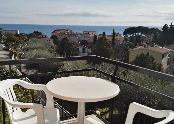 Apartmanhotel La Carruba Diano Marina