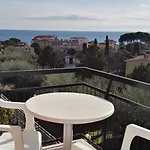 La Carruba Apartmanhotel Diano Marina