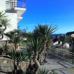 Apartmanhotel La Carruba 4*