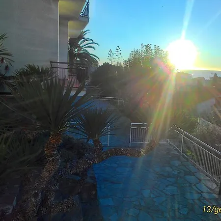 Apart Otel La Carruba Diano Marina