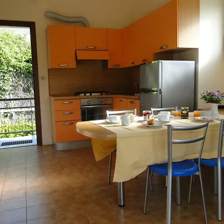 شقة فندقية La Carruba 3*