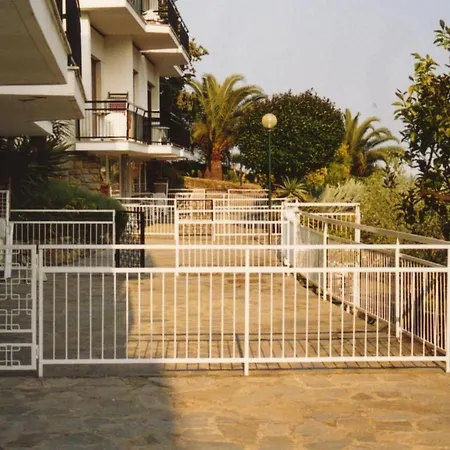 La Carruba Aparthotel Diano Marina