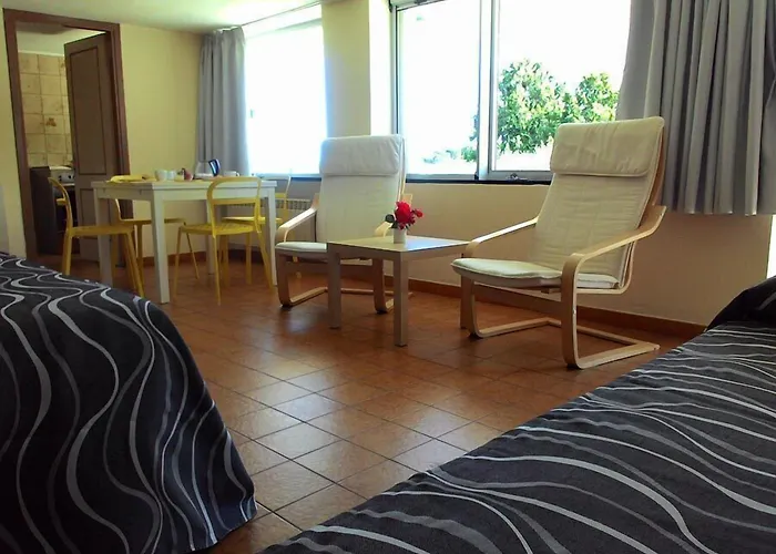 Apartahotel La Carruba 3*