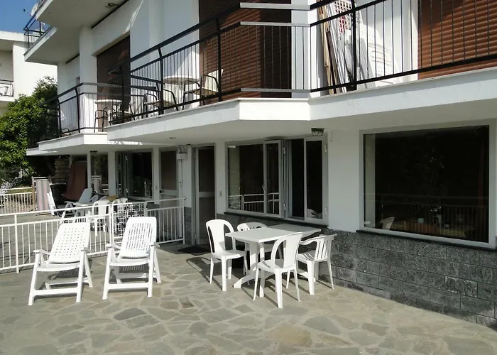 Apartahotel La Carruba 3*